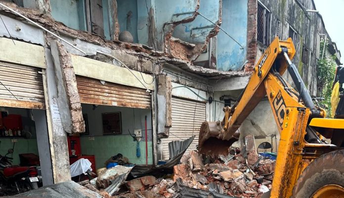 wall collapse